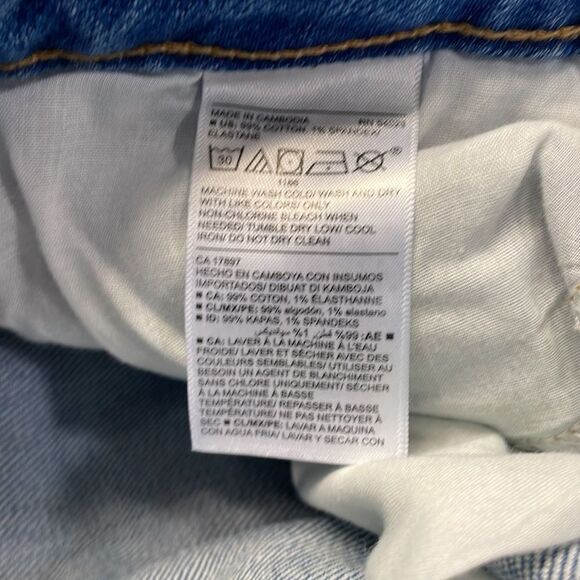 𝅺OLD Navy woman’s blue jean denim skirt - Picture 9 of 11